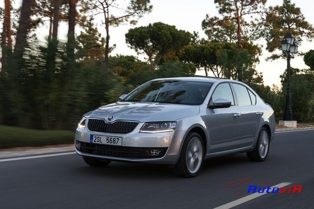 Škoda-Octavia-2013-11