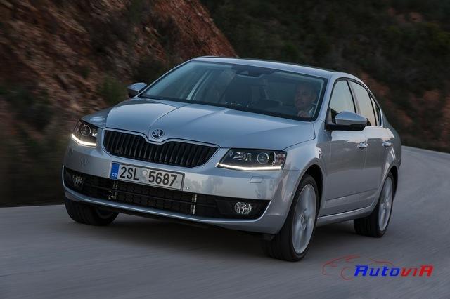 Škoda-Octavia-2013-29