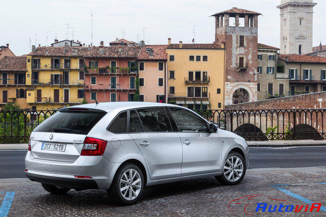 Skoda Spaceback 2013 02