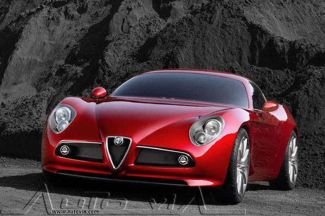 Alfa Romeo 8C 01