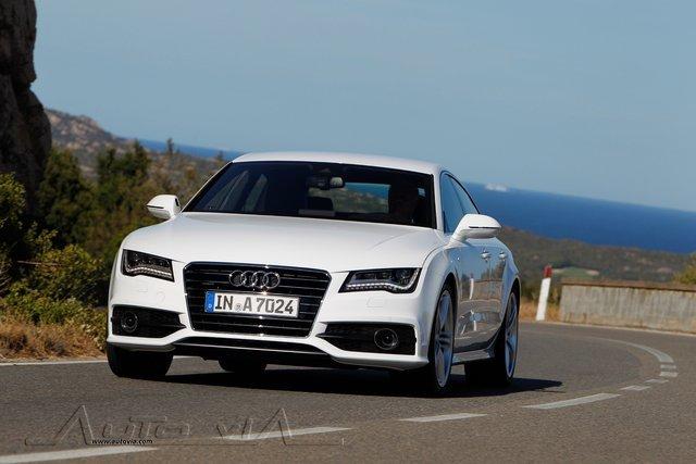 Audi A7 Sportback 2010 04.jpg