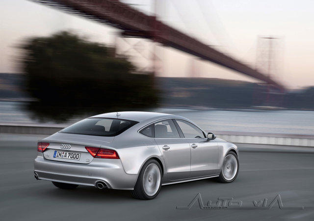 Audi A7 Sportback 2010 26.jpg