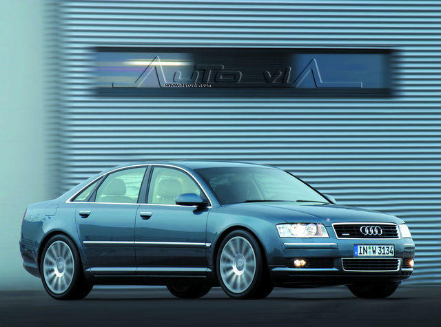 Audi A8 15