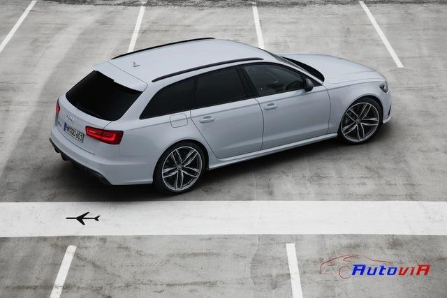 Audi RS6 Avant 2013 13