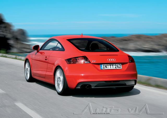 Audi TT Coupe 10