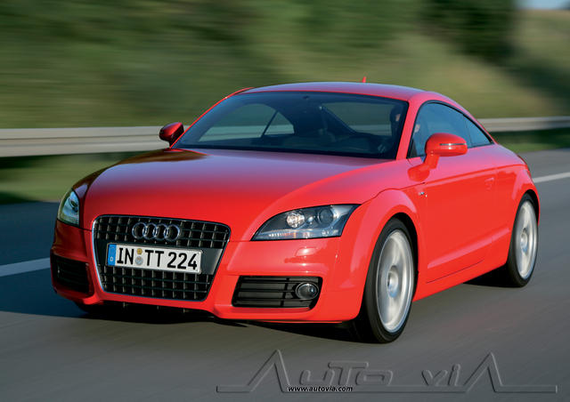 Audi TT Coupe 11