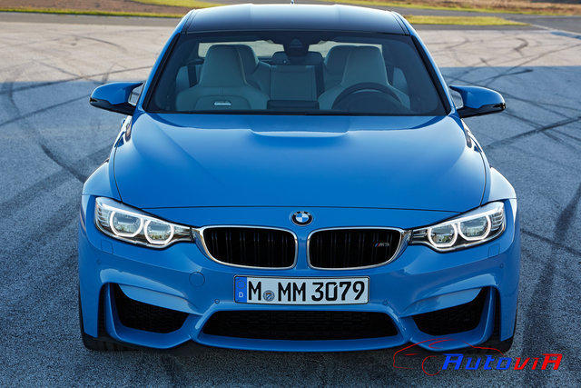 BMW M3 Berlina 2013 05