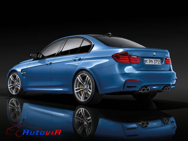 BMW M3 Berlina 2013 11