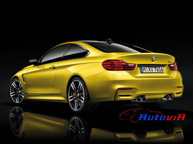 BMW M4 Coupé 2013 24