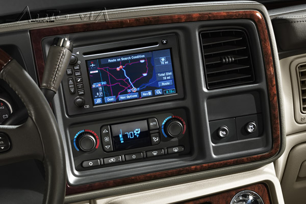 Cadillac EXT interior 5