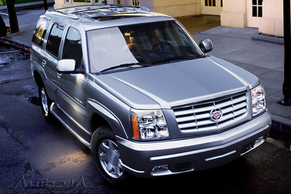 Cadillac Escalade 4