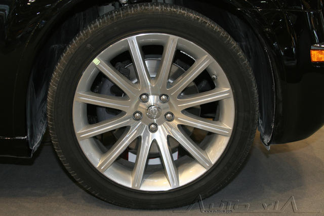 Chrysler 300 c 2008 10