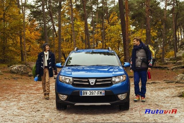 Dacia-Sandero-Stepway-2012-11