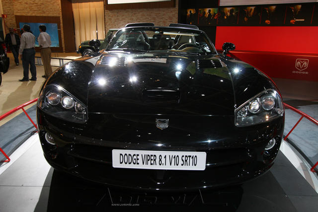 Doge viper SRT10 2006 1