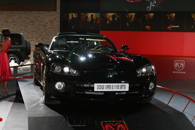 Doge viper SRT10 2006 7