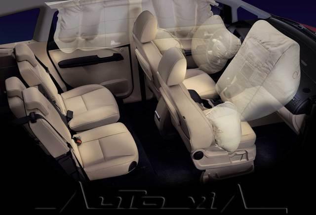 Ford Focus C MAX 13