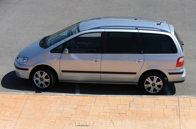 ford galaxy 12