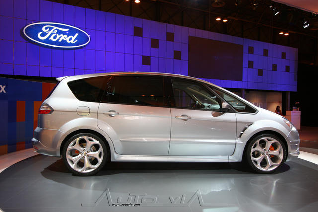 Ford S Max ST 1