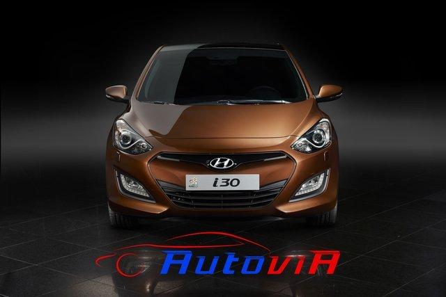 Hyundai - Nuevo i30 2011 - 01.jpg