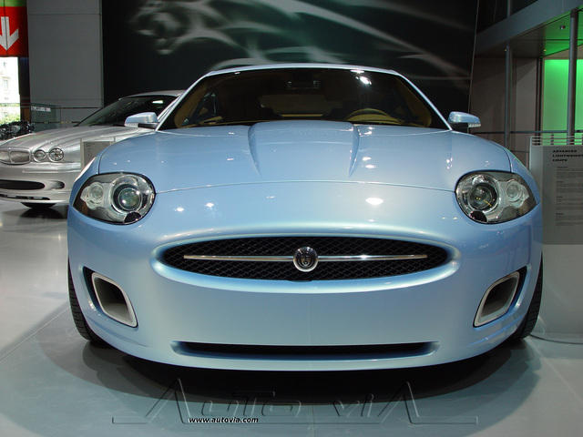 Jaguar XK Conc 2