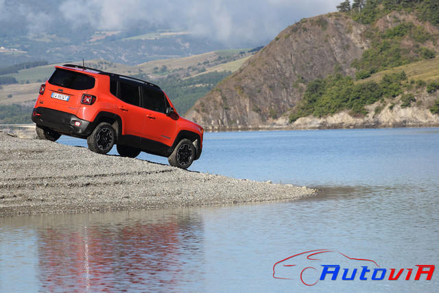 Jeep Renegade Trailhawk 2014 - 16