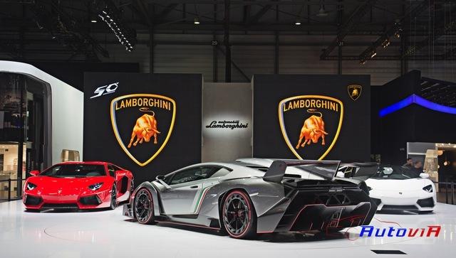Lamborghini-Veneno-2013-15