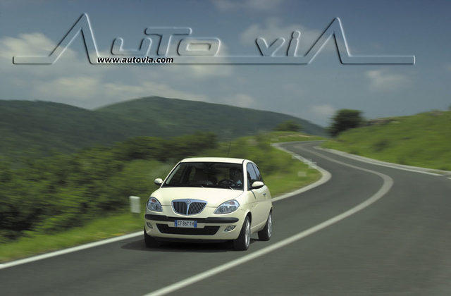Lancia Ypsilon 29