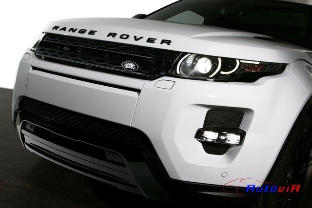 Range-Rover-Evoque-Black-Design-Pack-2013-06