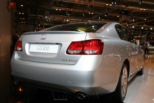 Lexus GS 6