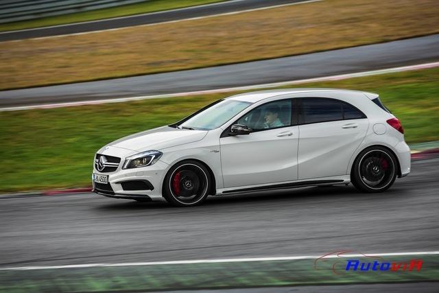 Mercedes-Benz Clase A 45 AMG 14