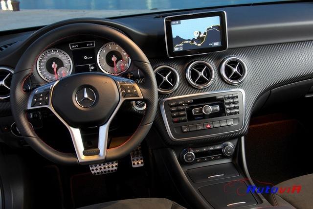 Mercedes-Benz-Clase-A-2012-033