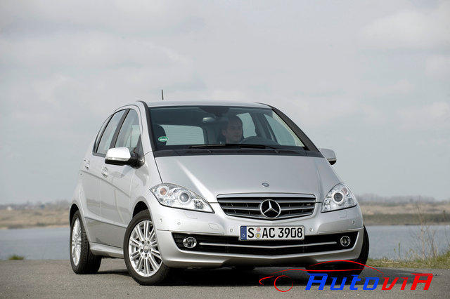 Mercedes-Benz Clase A - A 170 Elegance - Exterior 19