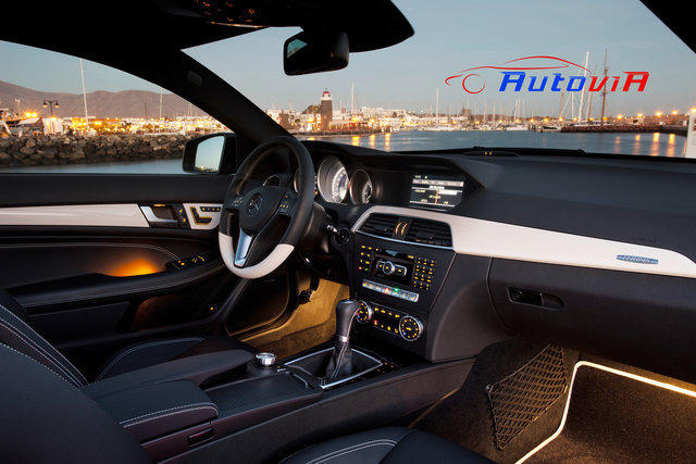 Mercedes-Benz Clase C Coupé - Interior 00