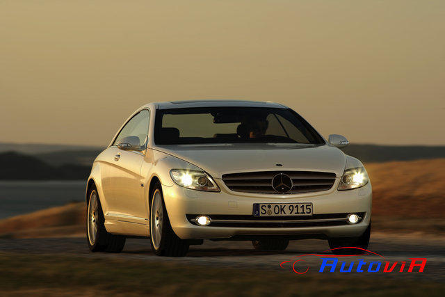 Mercedes-Benz Clase CL - CL 550 - 24.jpg