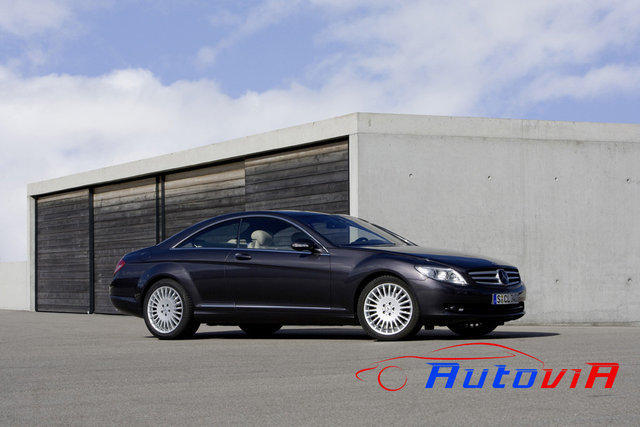 Mercedes-Benz Clase CL - CL 550 4MATIC - 04.jpg