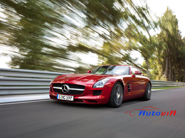 Mercedes-Benz SLS AMG - 17