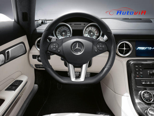 Mercedes-Benz SLS AMG Roadster - 14