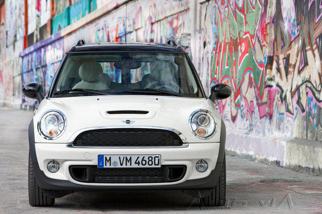 MINI Cooper S Clubman 2010 13