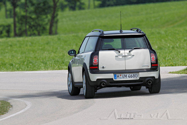 MINI Cooper S Clubman 2010 25