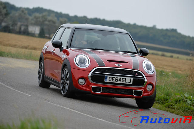 MINI Cooper S 5 Puertas - 012