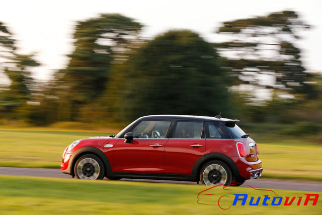 MINI Cooper S 5 Puertas - 080