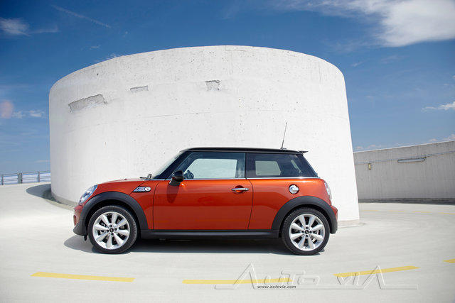 MINI Cooper S 2010 17