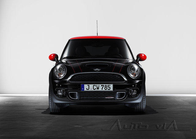 MINI John Cooper Works 2010 04