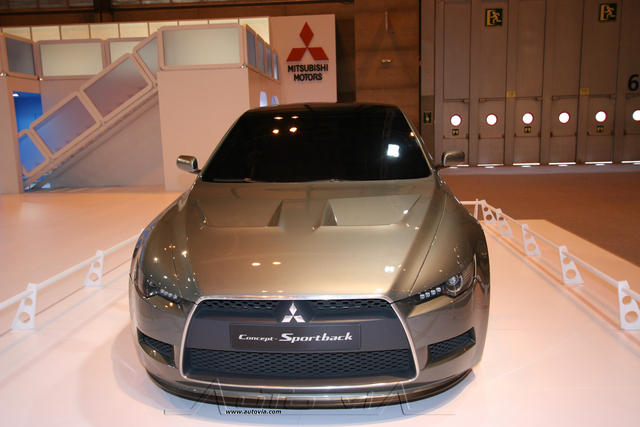 Mitsubishi Concept Sportback 1