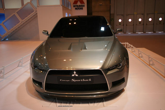 Mitsubishi Concept Sportback 2