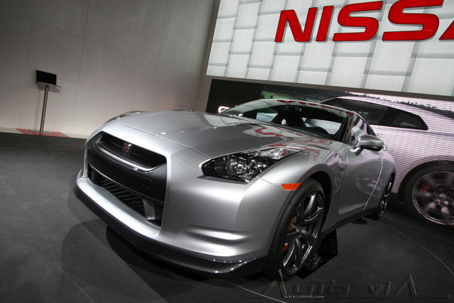 Nissan GTR 2008 10