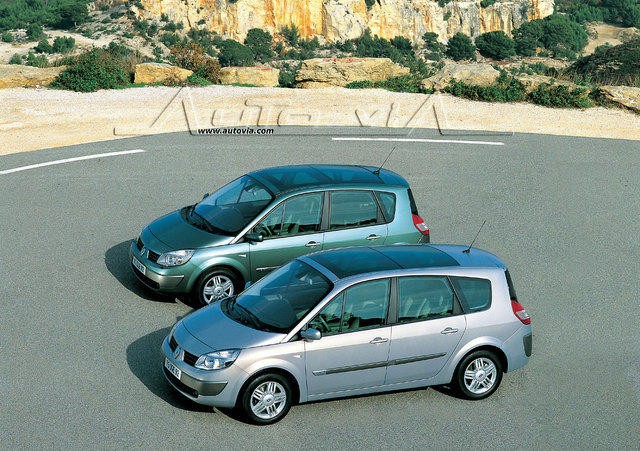 Renault Gran Scenic 1