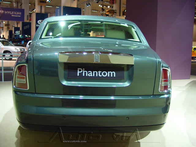 Rolls Royce Phantom 19