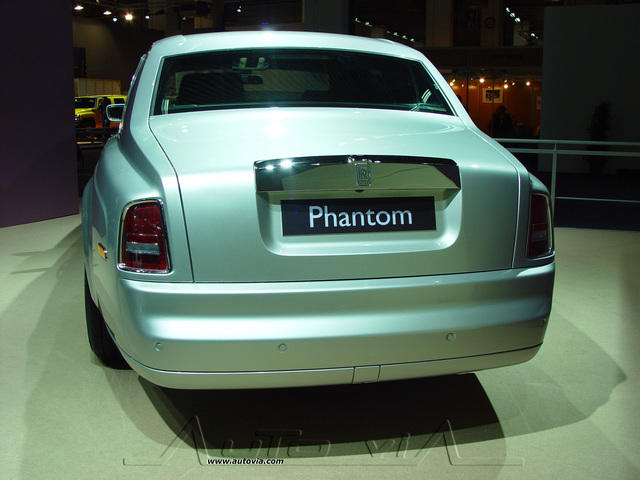 Rolls Royce Phantom 8