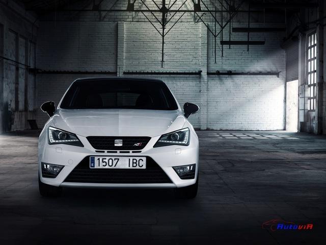 Seat-Ibiza-Cupra-2012-009